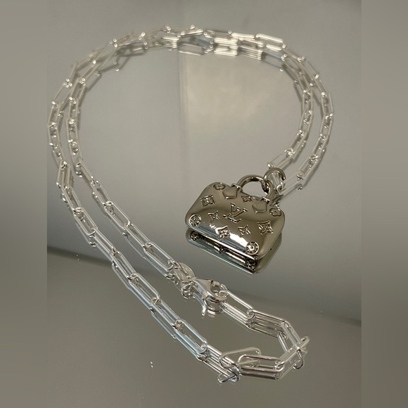Louis Vuitton Silver Bag Charm Necklace - Picture 4 of 10